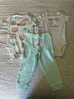 NEW Carter’s Outfit Bundle